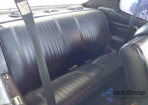 1972 Buick Skylark z USA, uszkodzony, nr VIN 4D37H2H163869